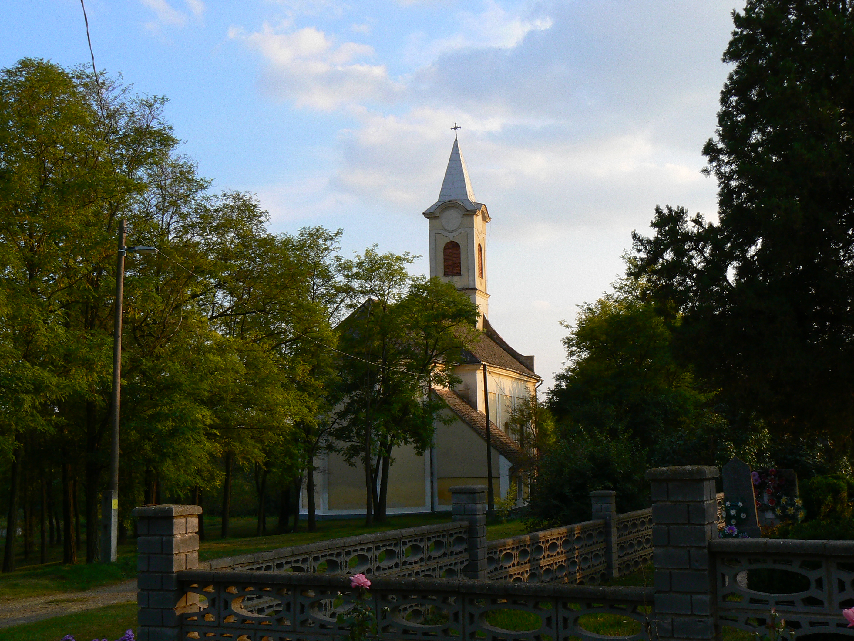 Maraza's Church - Photo taken by Maria the 26th October 2006